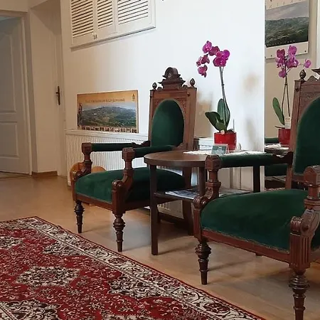 Panzió Dworek Pod Swierkami 3*