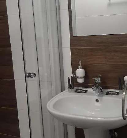 Dworek Pod Swierkami Отель типа 