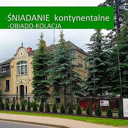 Bed & Breakfast Dworek Pod Swierkami 3*