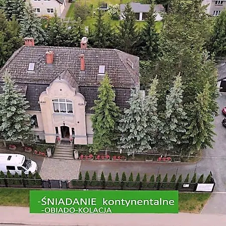 Dworek Pod Swierkami 3* Jelenia Gora