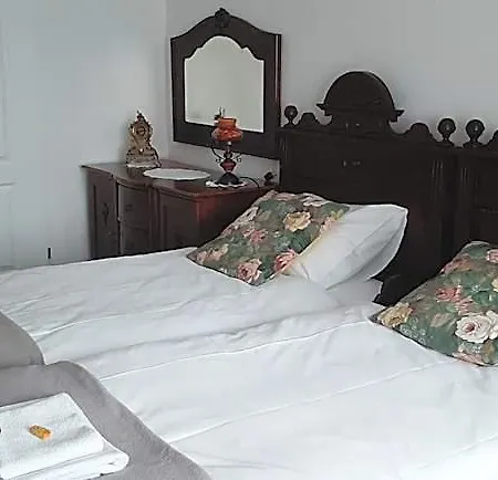 Dworek Pod Swierkami Bed & Breakfast 3*
