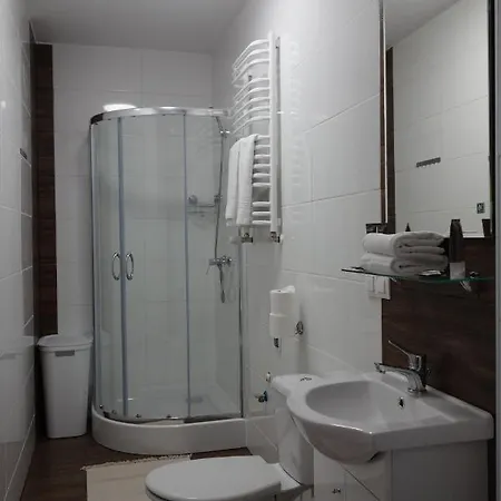 Dworek Pod Swierkami Bed & Breakfast Jelenia Gora