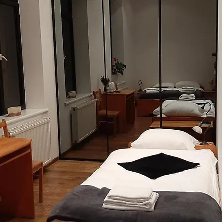 Dworek Pod Swierkami Panzió