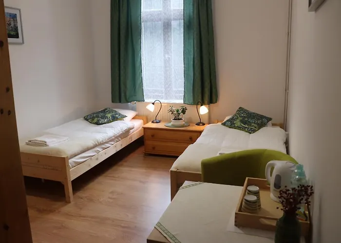 Couette-café Dworek Pod Swierkami 3*