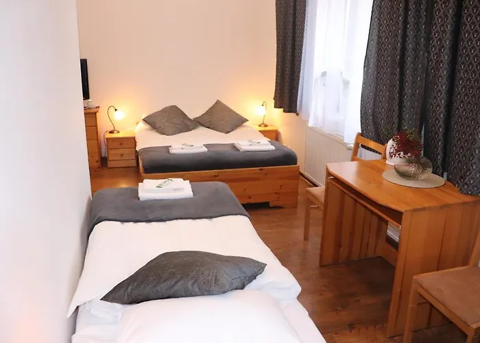 Dworek Pod Swierkami Bed & Breakfast Jelenia Góra