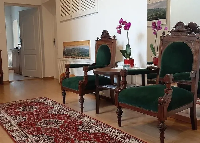 Bed & Breakfast Dworek Pod Swierkami 3*